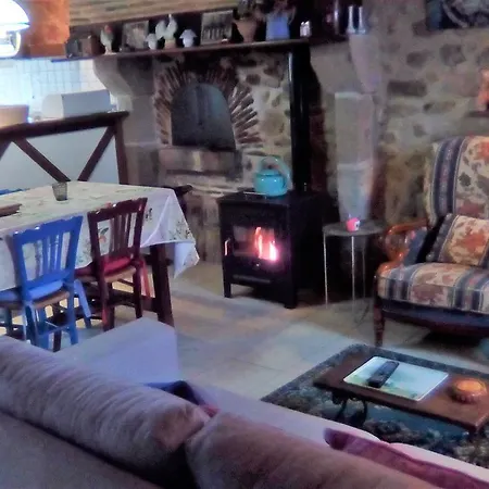 Du Lieu Sorbier Holiday home *